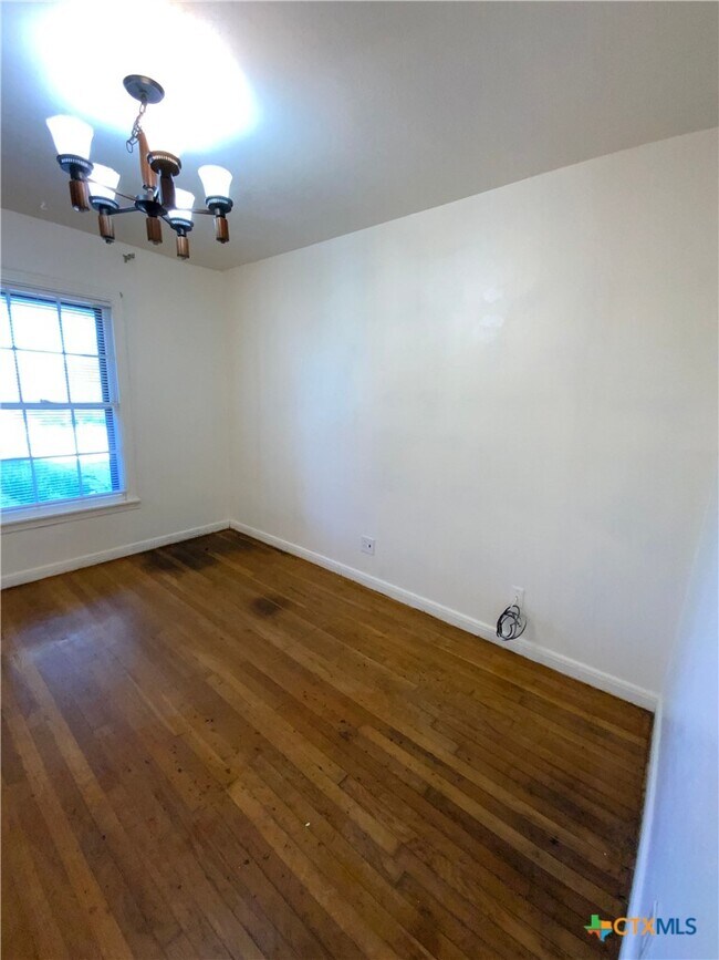 Photo - 1308 Fairview Dr