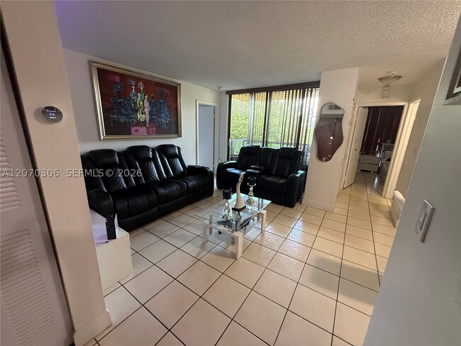 Photo - 11800 SW 18th St Unit 407-4