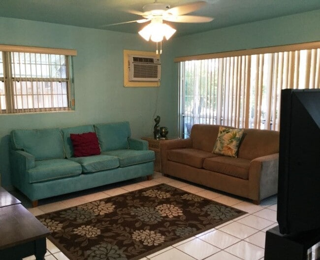 Photo - Single Family Home with Private Pool - 2 Bedroom plus bonus room!