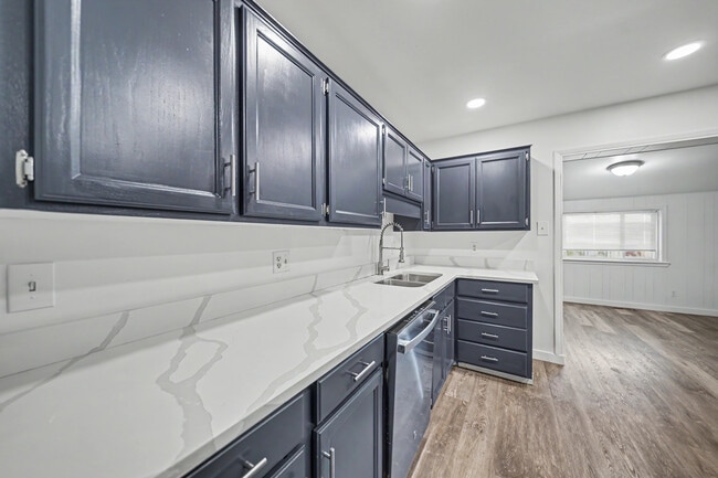 Photo - 2303 Braun Ct