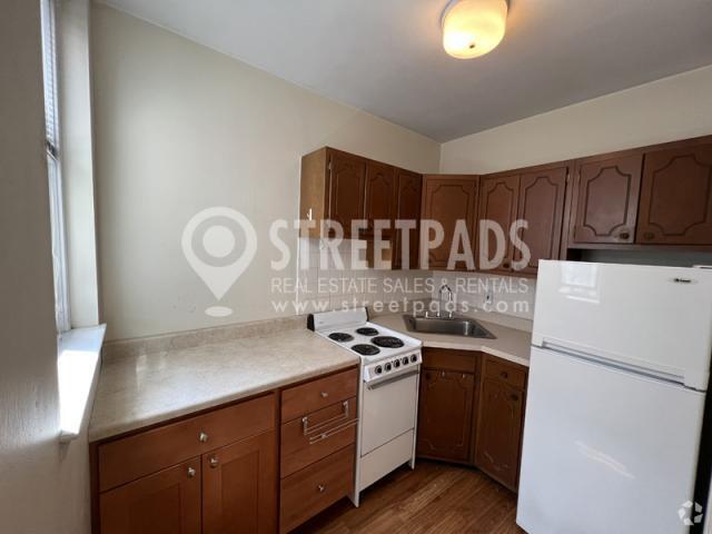 Building Photo - 1 bedroom in Boston MA 02134 Rental