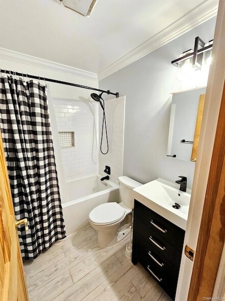 12 Nord Park Blvd