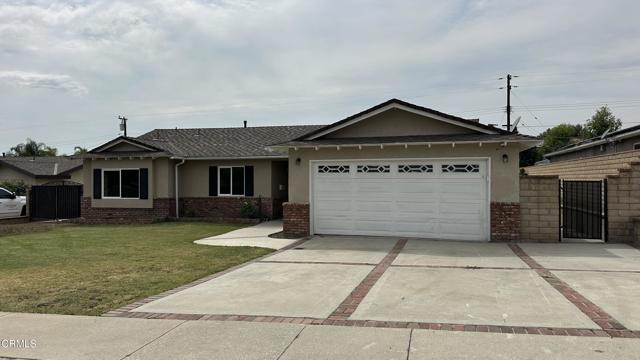 Photo - 653 Willowgrove Ave
