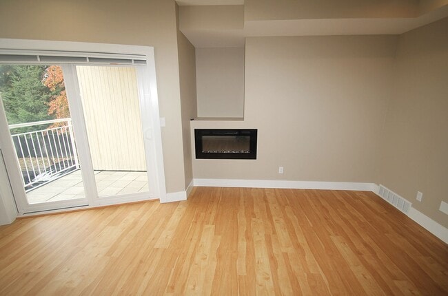 Building Photo - 3501 NE 44th St Unit 3510