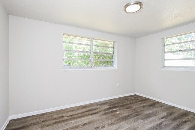 Photo - 3823 Ave J NW