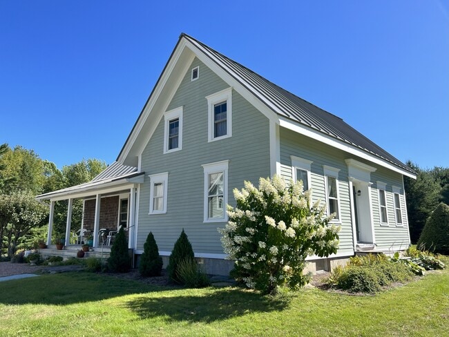 Photo - 377 Millvale Rd House