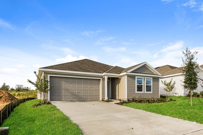 Photo - 543 Artemis St