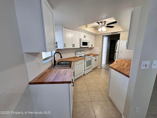 Photo - 3480 Plaza Ave