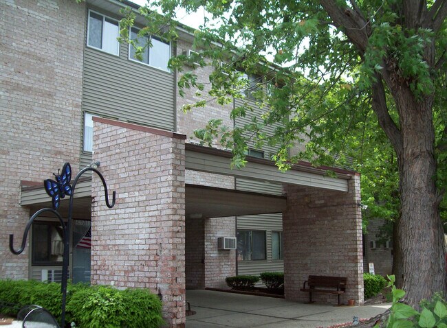 Photo - Willow Heights