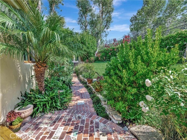 Photo - 3635 Serra Rd