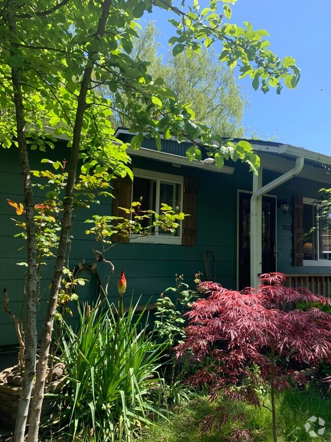 Building Photo - 2020 SW 196th Ave Rental