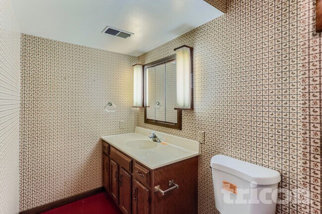 Photo - 1441 Maple Ln
