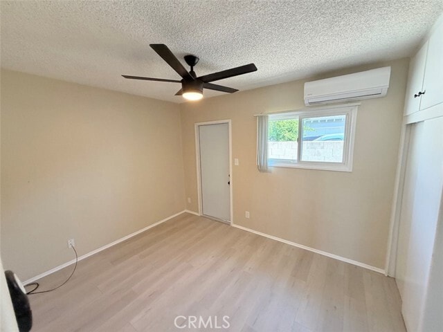 Photo - 247 W 9th St