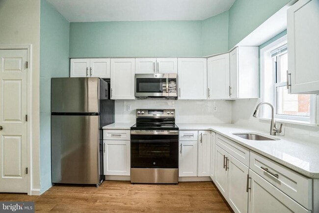 Photo - 435 N 32nd St Unit 1