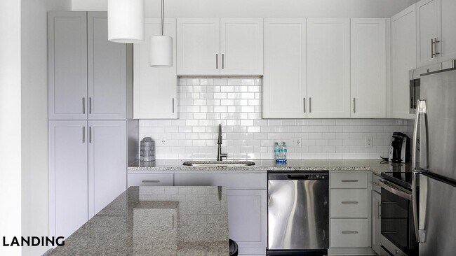 Photo - 100 Wildwood Ct Unidad 528