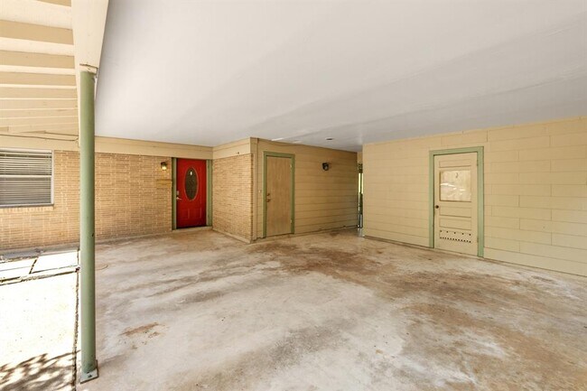 Photo - 2414 Havenside Dr