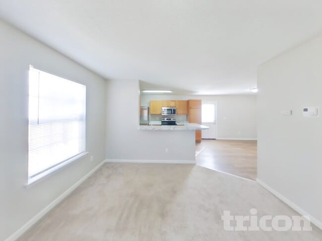 Photo - 1122 Waverly Pl Dr