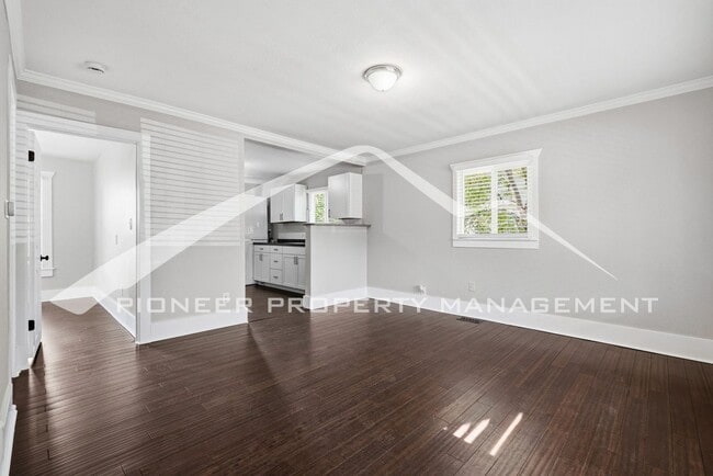 Photo - Spacious Home with 2 Kitchens and Central AC