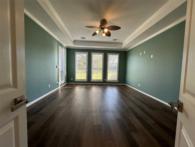 Photo - 1106 Chelshurst Way