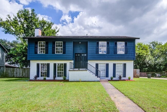 Photo - 402 Tresvant Dr Casa