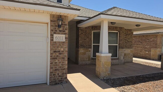 Photo - 6011 Mile High Ln