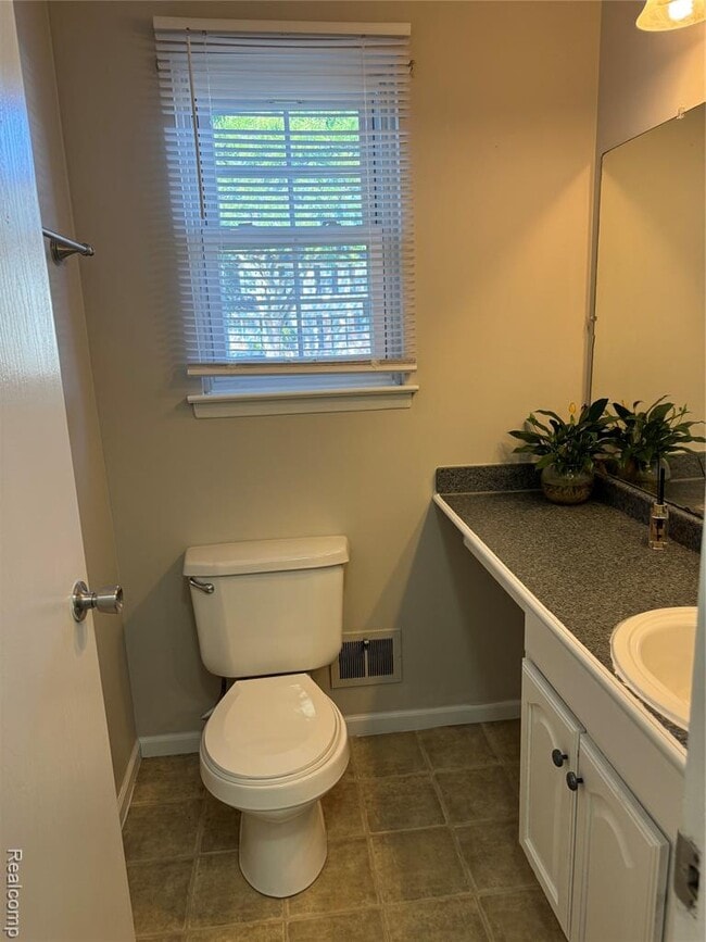 Photo - 36311 Park Pl Dr