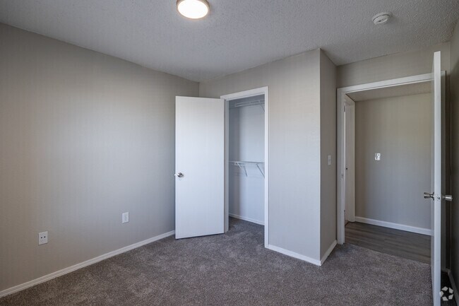3BR, 2BA - 1,085SF - Third Bedroom