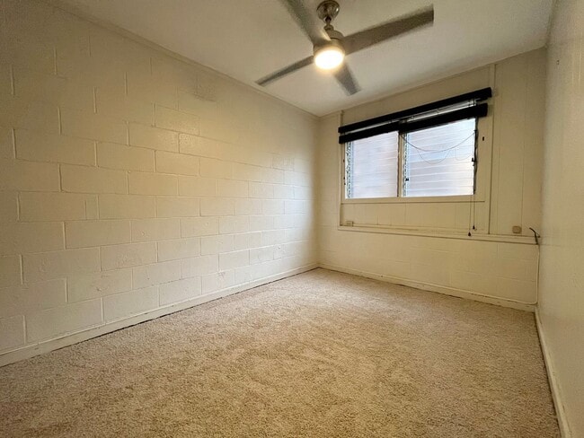 Photo - Pearl City - 2BR, 1BA House on Duplex Lot w/ 2 Parking Garage