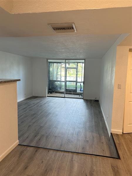 Photo - 3740 Inverrary Dr Unit 1r