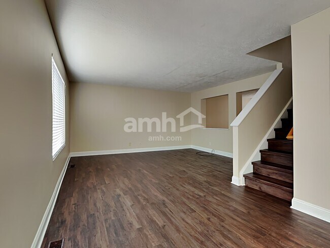 Photo - 3139 Summitrun Dr