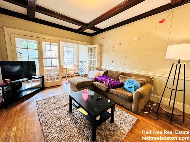 Photo - 143 Sutherland Rd Unit 2