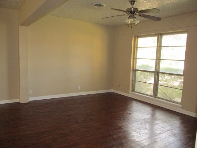 Photo - 2105 Bush Dr