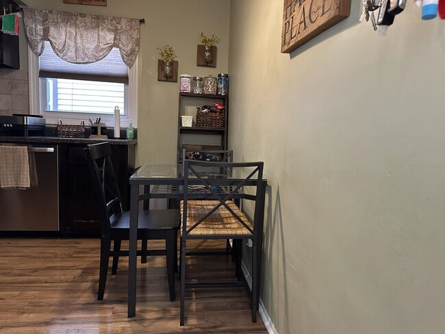 Photo - 103 E 26th St