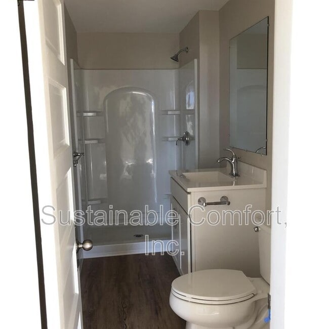 Photo - 5 Plantation St