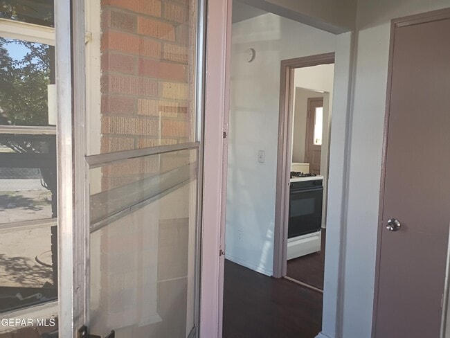 Photo - 4704 Clifton Ave