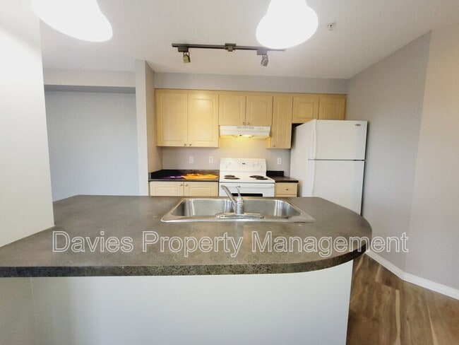 Photo - 622 McAllister Loop SW Unit #306