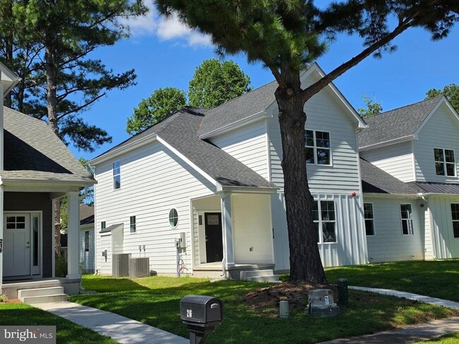 Photo - 214 Chandler St