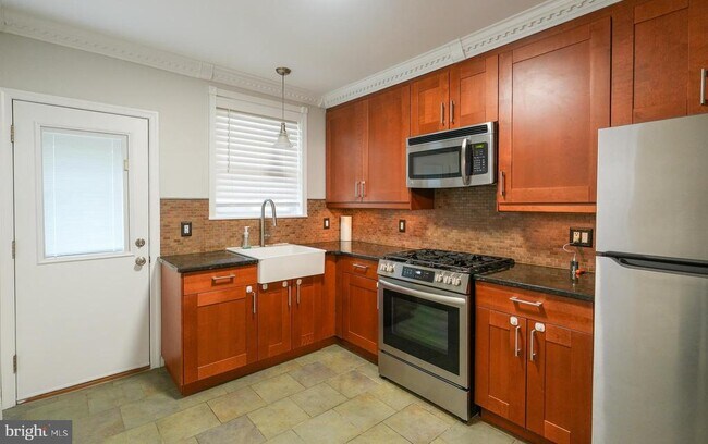 Photo - 2429 S Garnet St