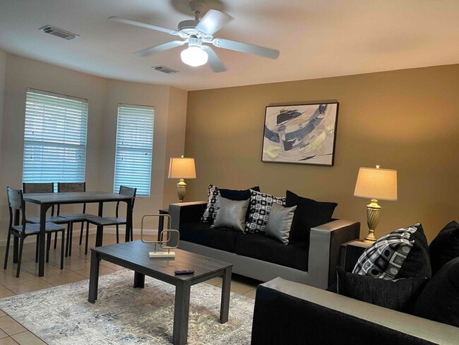 Photo - 23449 High Pt St