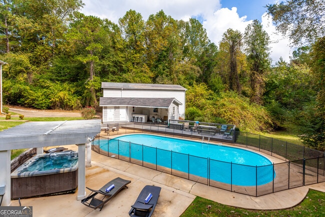 Photo - 175 Highland Hills Rd