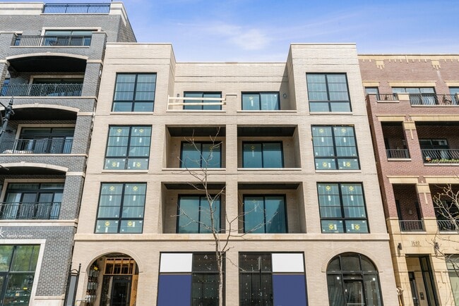 Building Photo - 3118 N Greenview Ave Unit 301