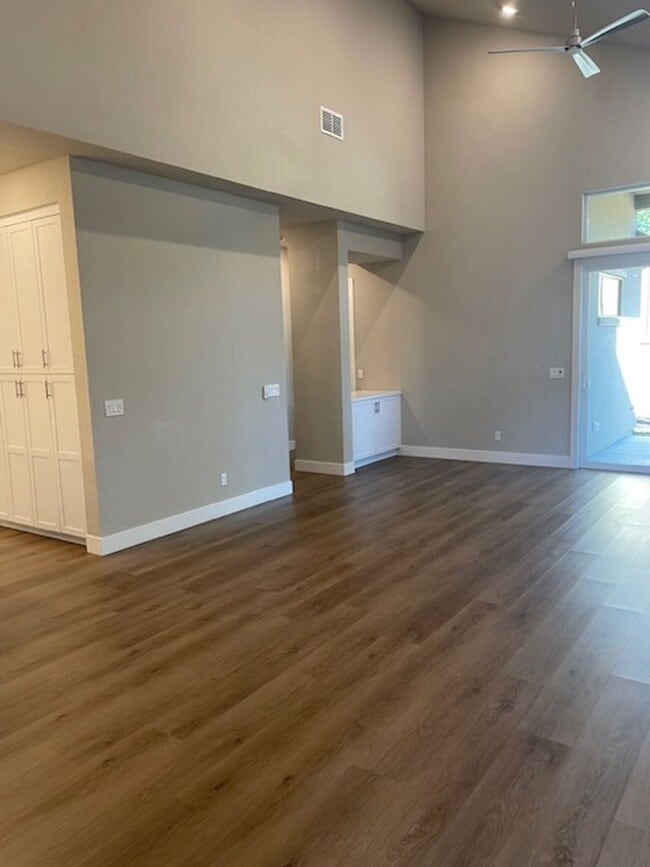 Photo - Serene View Road