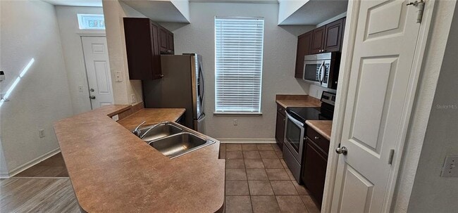 Photo - 5581 Rosehill Rd Unit 104