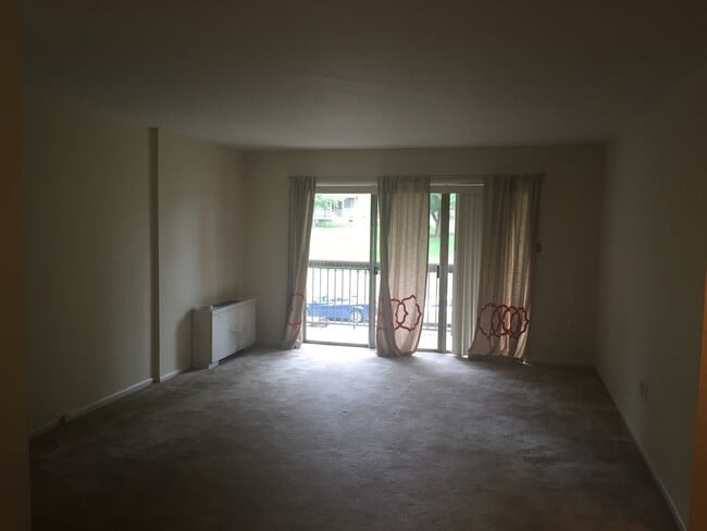 Photo - 7400 Lakeview Dr