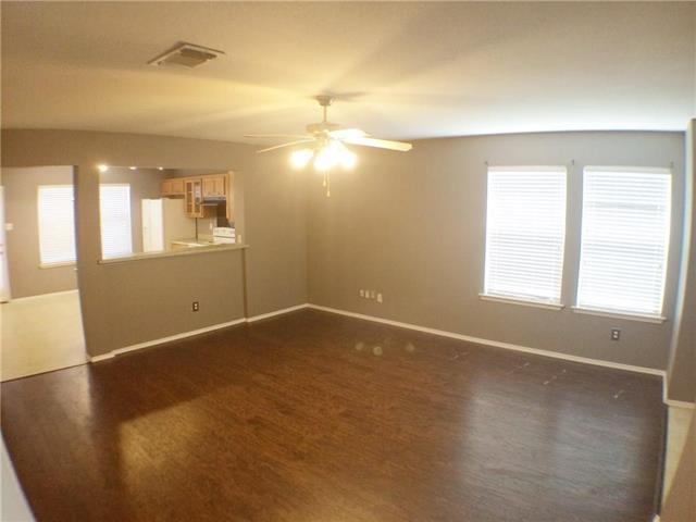 Photo - 2301 Kingsway Dr