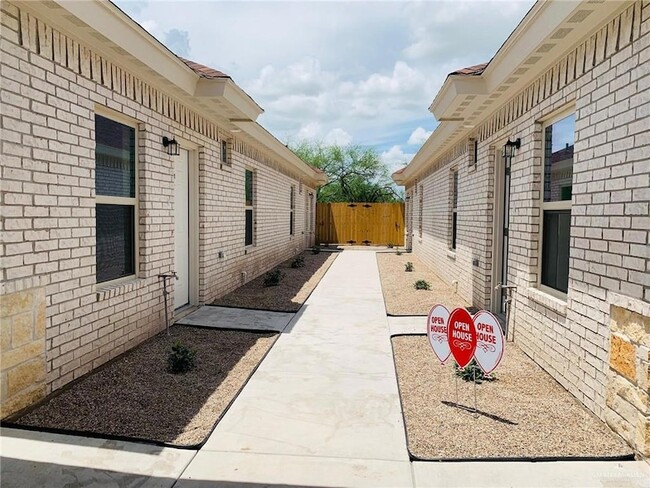 Photo - 1309 W Garfield Ave Condo Unit 2