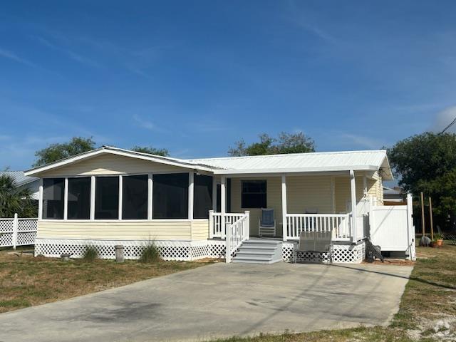 Building Photo - 135 Gulf St Rental