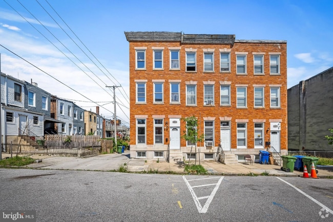 Building Photo - 2011 Boone St Rental