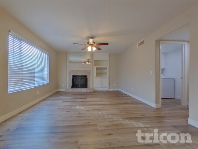 Photo - 2645 S 63rd Ln