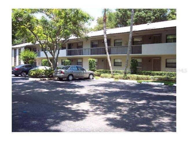 Building Photo - 3036 Eastland Blvd